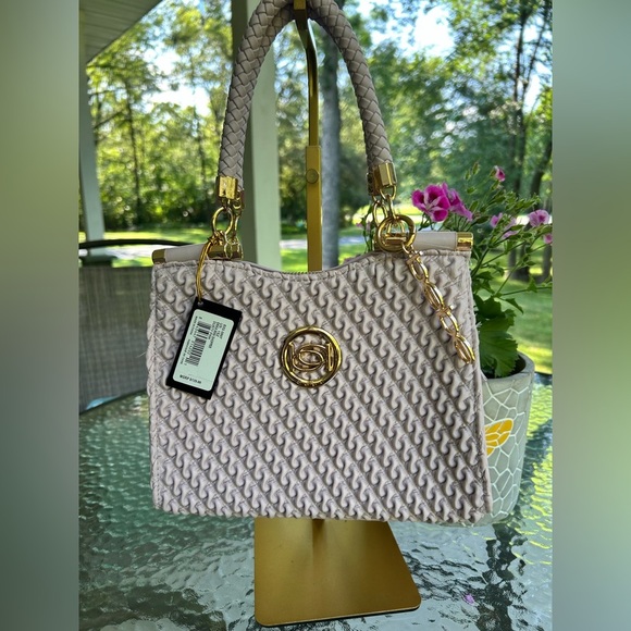 NWT- Bebe- light pink/ Gold Shoulder Bag - Picture 5 of 5